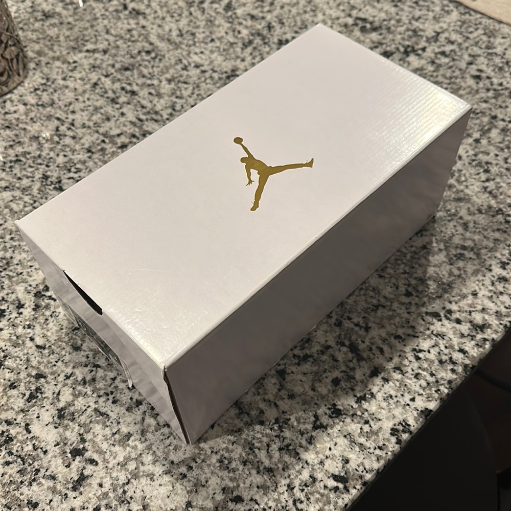 Unisex Jordan Nike Slides size 10 NWT
